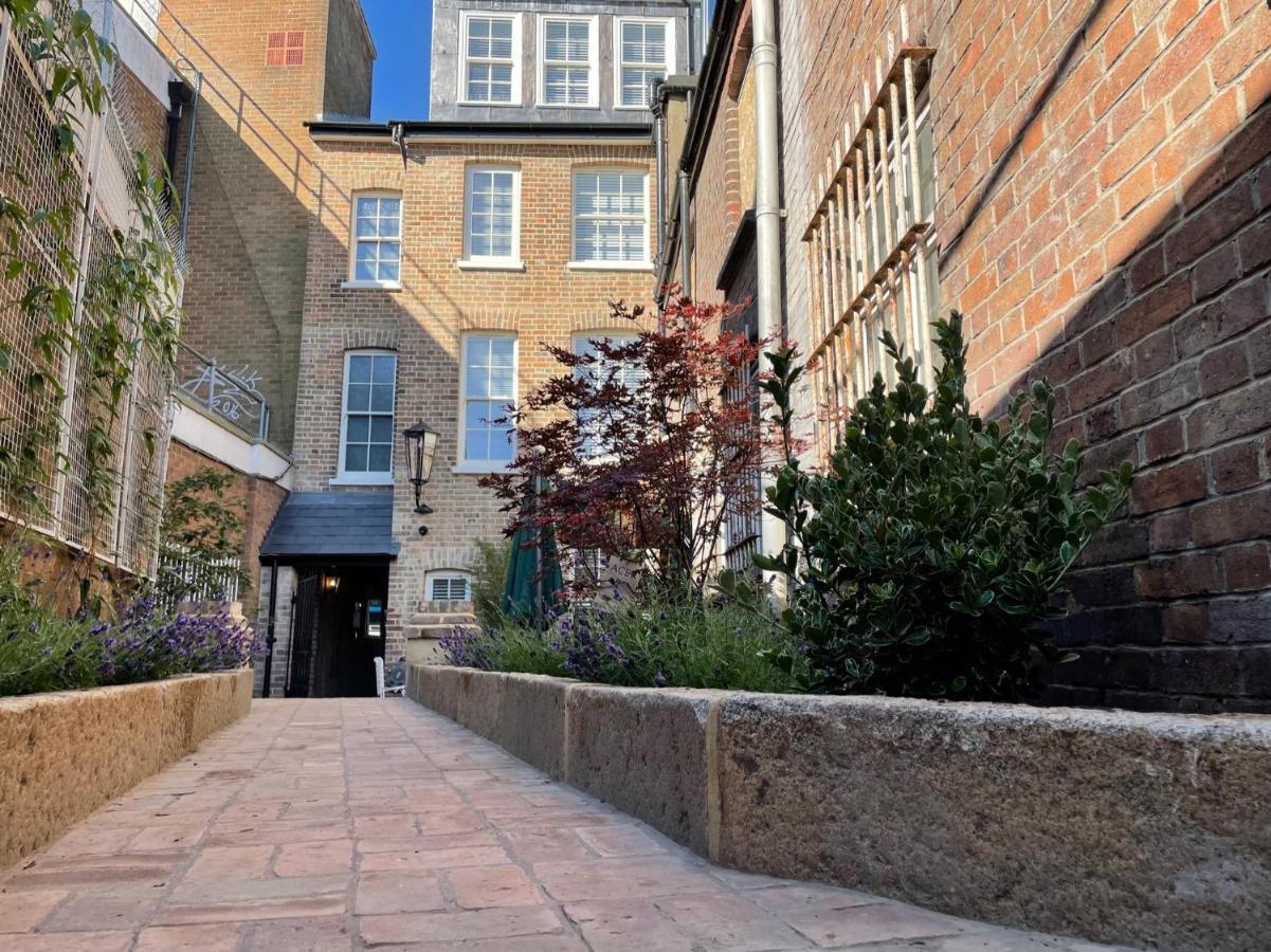 Harper Luxe Serviced Apartments Dunstable Bagian luar foto