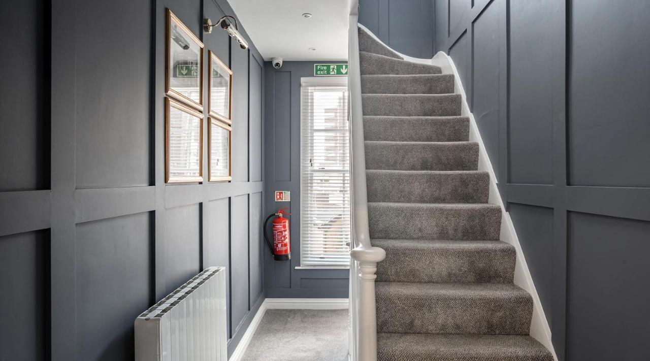 Harper Luxe Serviced Apartments Dunstable Bagian luar foto