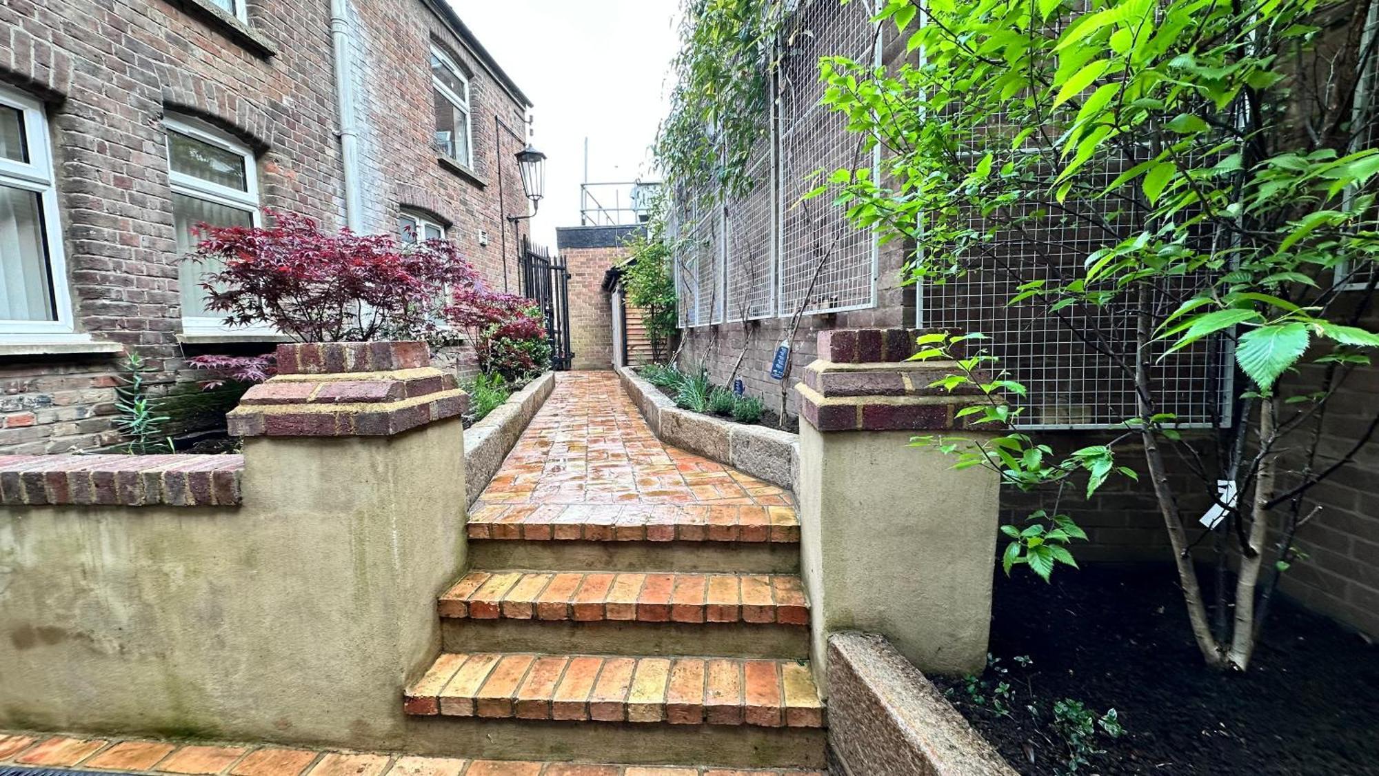 Harper Luxe Serviced Apartments Dunstable Bagian luar foto