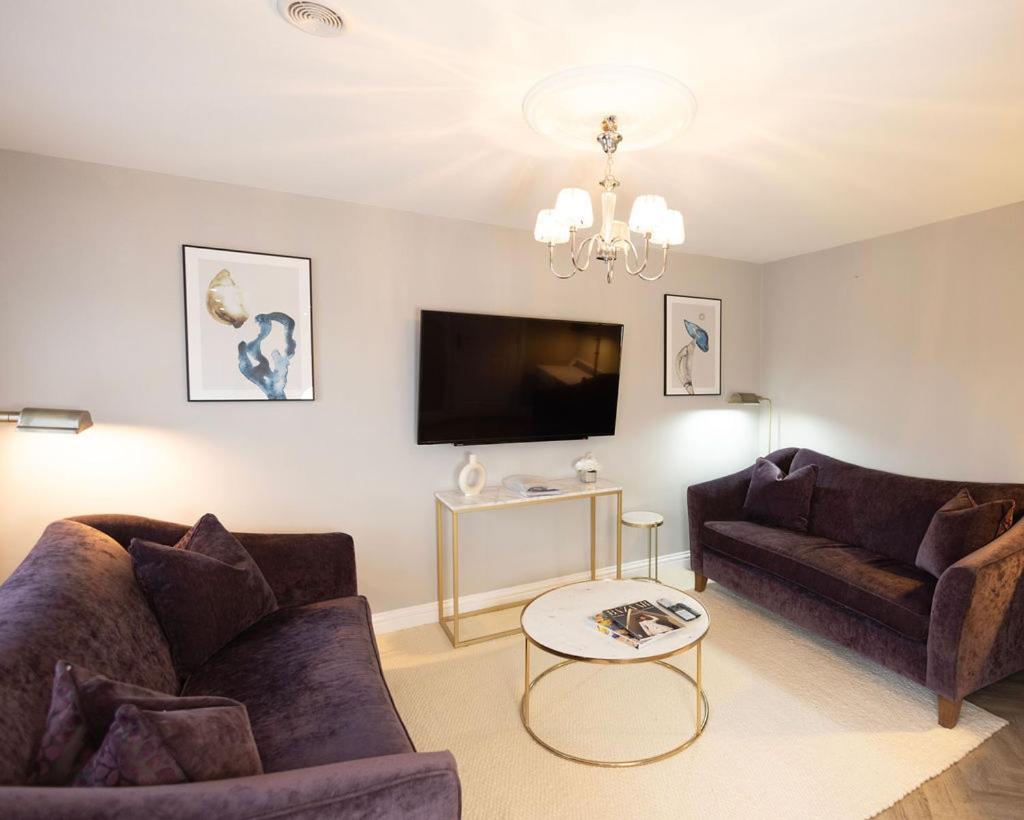 Harper Luxe Serviced Apartments Dunstable Bagian luar foto