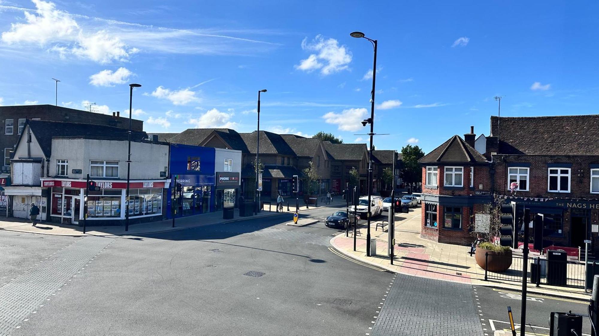 Harper Luxe Serviced Apartments Dunstable Bagian luar foto