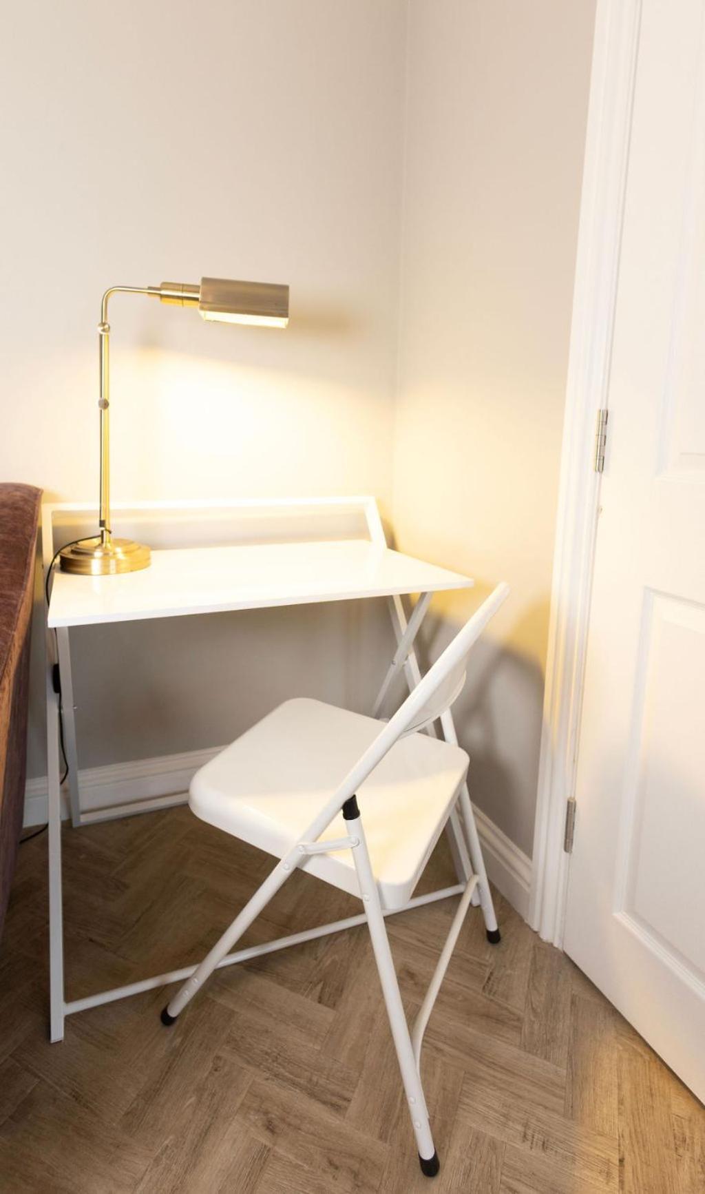 Harper Luxe Serviced Apartments Dunstable Bagian luar foto