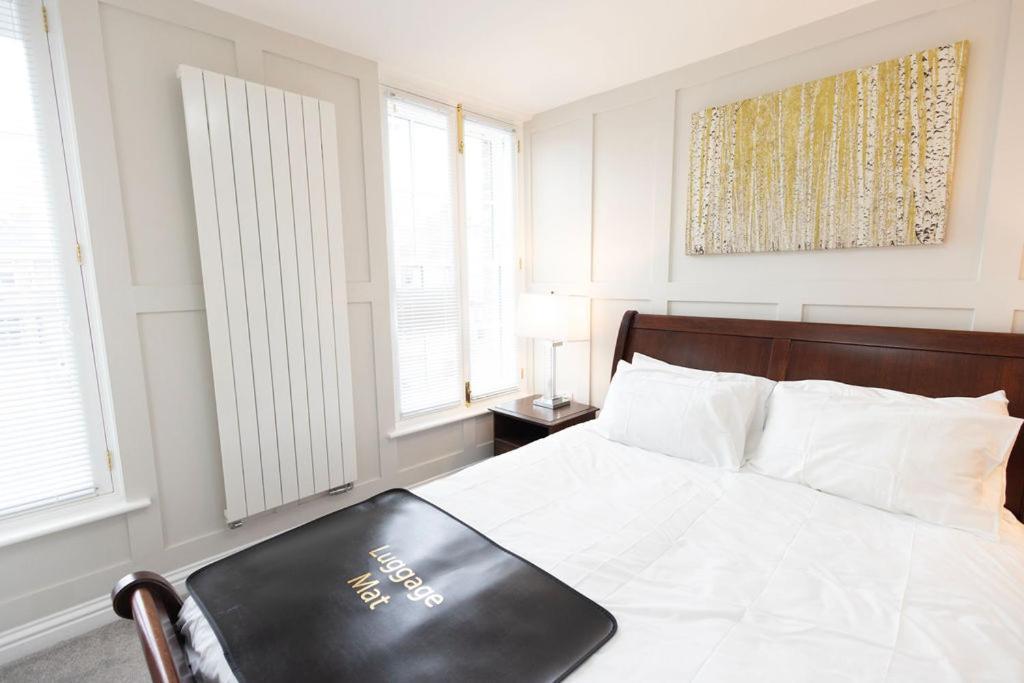 Harper Luxe Serviced Apartments Dunstable Bagian luar foto
