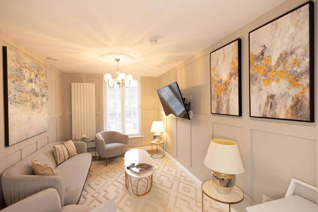 Harper Luxe Serviced Apartments Dunstable Bagian luar foto