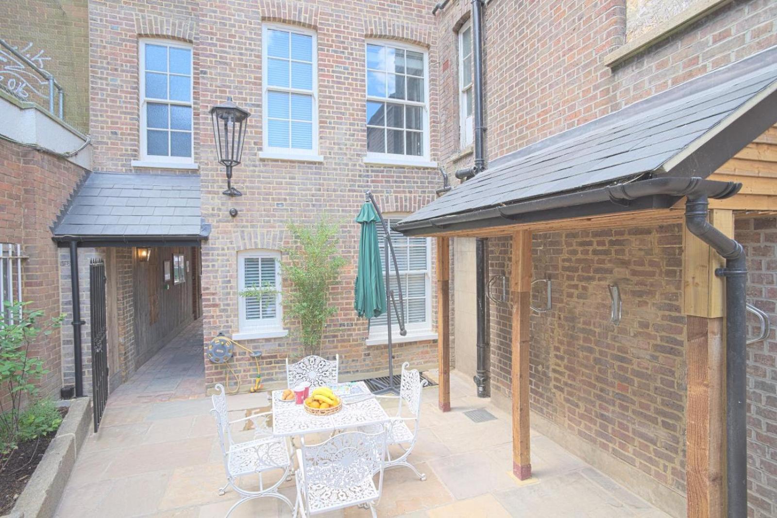 Harper Luxe Serviced Apartments Dunstable Bagian luar foto