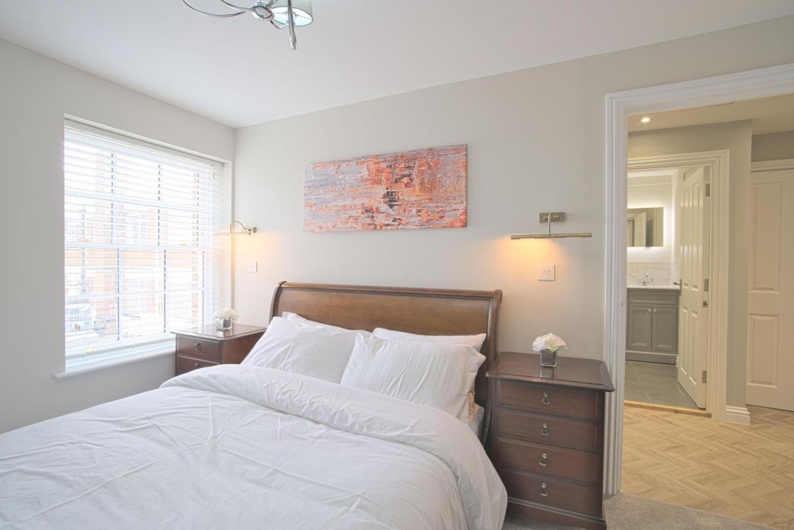 Harper Luxe Serviced Apartments Dunstable Bagian luar foto